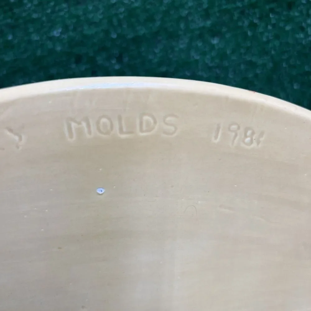 Vintage Hershe Molds 1981 Yellow Soup Serving Dish With Handle Read Descrip Flaw